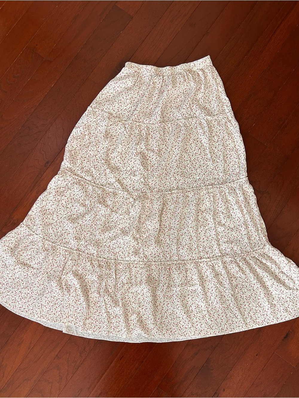 Brandy Melville Izzy Floral Tiered Maxi Skirt Made in Italy Viscose One Size - Picture 6 of 8